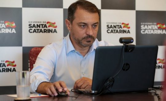 governador carlos moises em webconferencia 20210223 1471894905 Visor Notícias