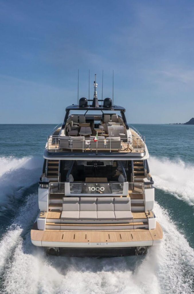 Iate Ferretti FY 1000 12 Visor Notícias