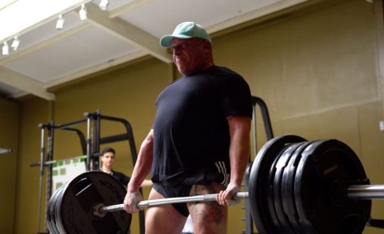 Atleta de SC retorna às competições no levantamento de peso aos 56 anos 1 Adriano Santiago Stoeterau 944x531 1 Visor Notícias