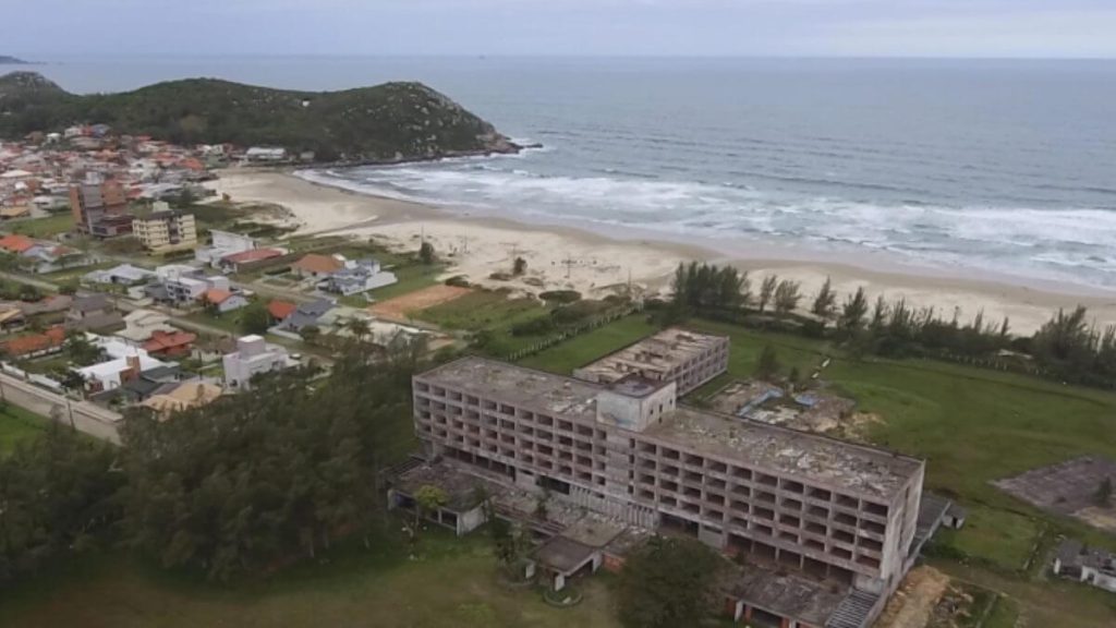Hotel ‘abandonado de luxo em Santa Catarina vai a leilao por R 54 milhoes 3 1 1 Visor Notícias