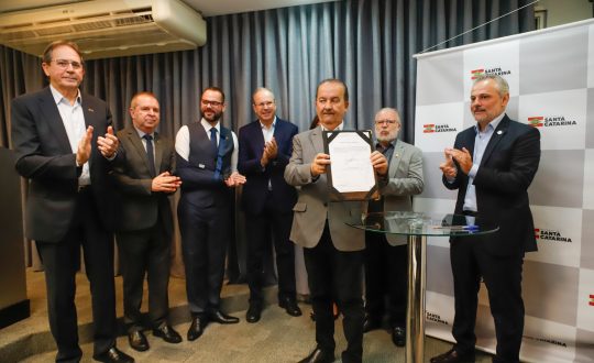 Nova Lei do ICMS do querosene deve ampliar oferta de voos em SC secom 1 Visor Notícias