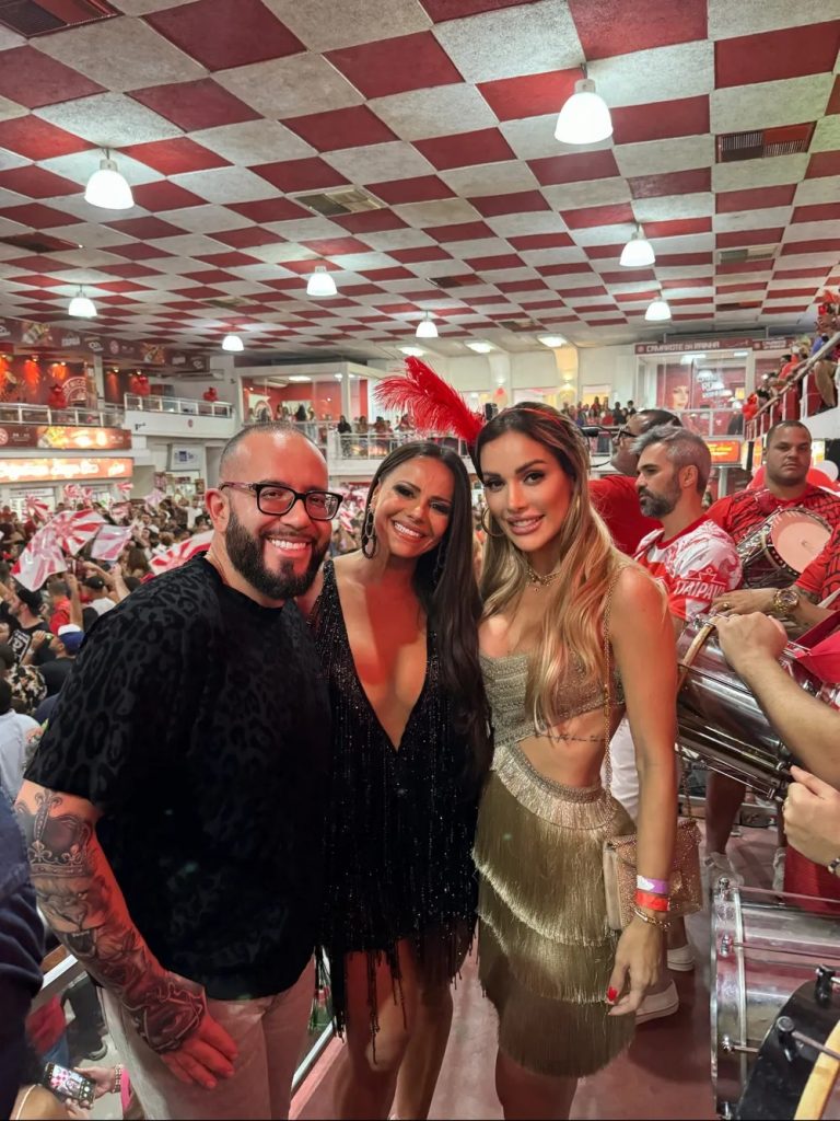 Catarinense que teve casamento de mais de R$30 milhões se torna musa de escola de samba no Rio 2 WhatsApp Image 2023 12 04 at 10.12.46 Visor Notícias