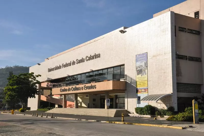 centro de eventos da ufsc 800x531 1 Visor Notícias