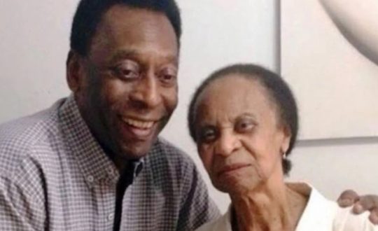 pELE E SUA MAE Visor Notícias