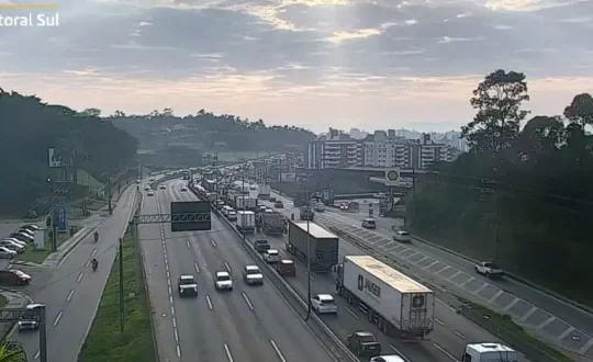 acidentes na br 101 congestionam transito na grande florianopolis nesta sexta feira 800x467 1 Visor Notícias