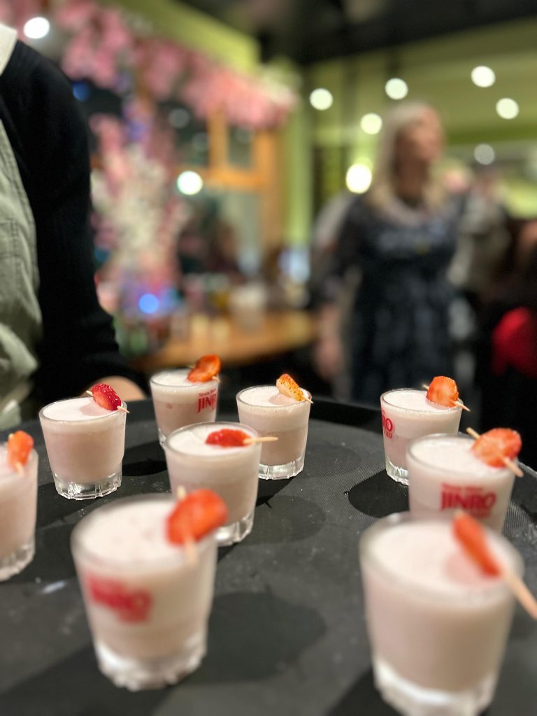Bebida a base de Soju e morango Visor Notícias