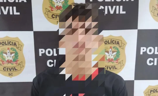 Homem e preso em flagrante por furtar supermercado em SC jpeg e1727863330135 1 Visor Notícias