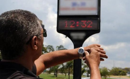Horario de verao vai voltar Governo cogita medida diante de seca e calor no Brasil 944x531 1 Visor Notícias