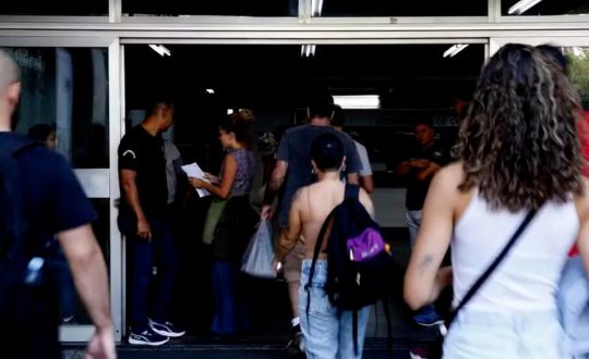 Justica suspende divulgacao das notas do bloco 4 do Enem dos Concursos 944x531 1 Visor Notícias