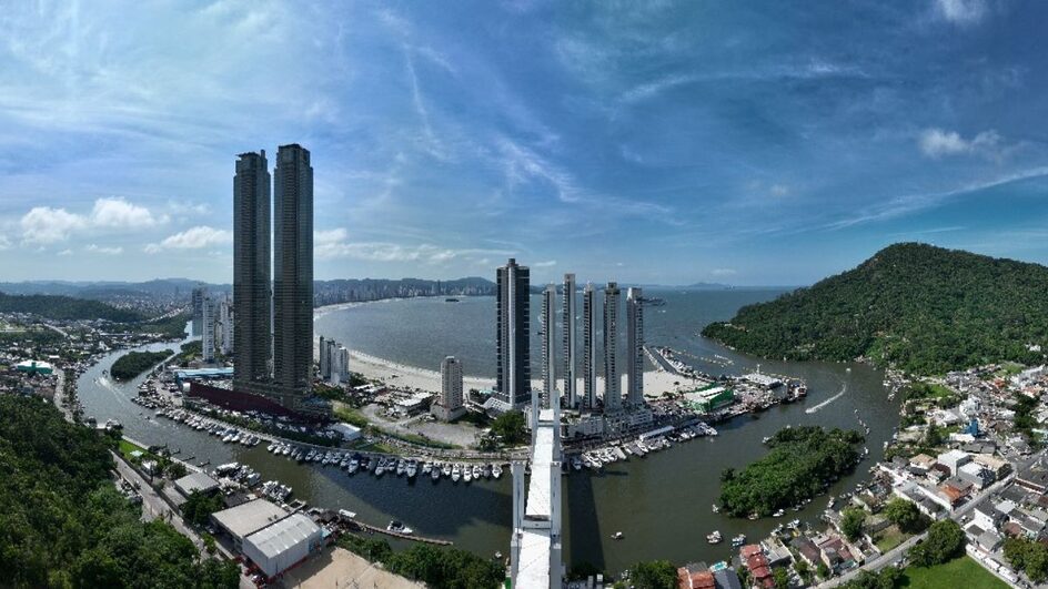 Balneario Camboriu aguarda supertemporada de verao com recordes e novas experiencias turisticas 2 944x531 2 Visor Notícias
