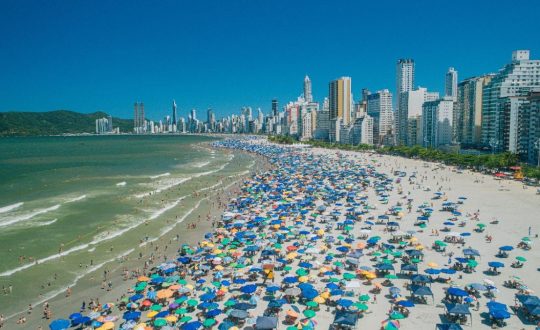 Balneario Camboriu aguarda supertemporada de verao com recordes e novas experiencias turisticas Visor Notícias