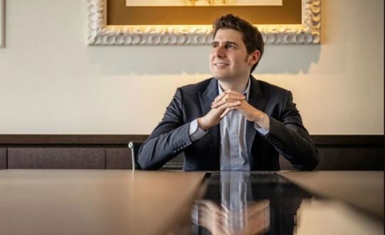 Eduardo Saverin lidera lista dos brasileiros mais ricos de 2025 Visor Notícias
