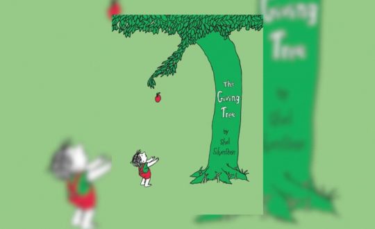 Ilustração de uma criança esperando uma maçã cair da árvore na capa do livro