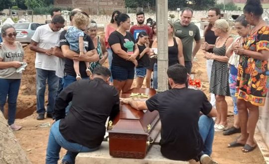 homem morto por onça é enterrado em caixão fechado