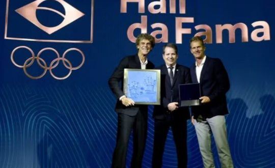 Guga Kuerten no Hall da Fama da COB 944x531 1 Visor Notícias