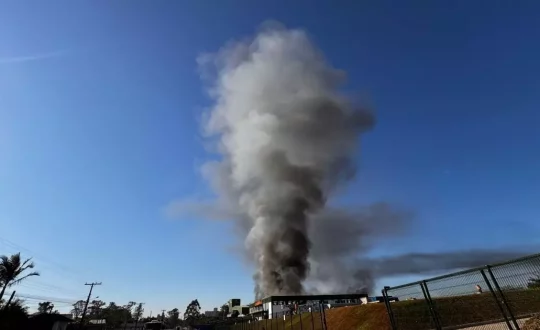 incendio de grandes proporcoes em empresa de criciuma 3 Visor Notícias