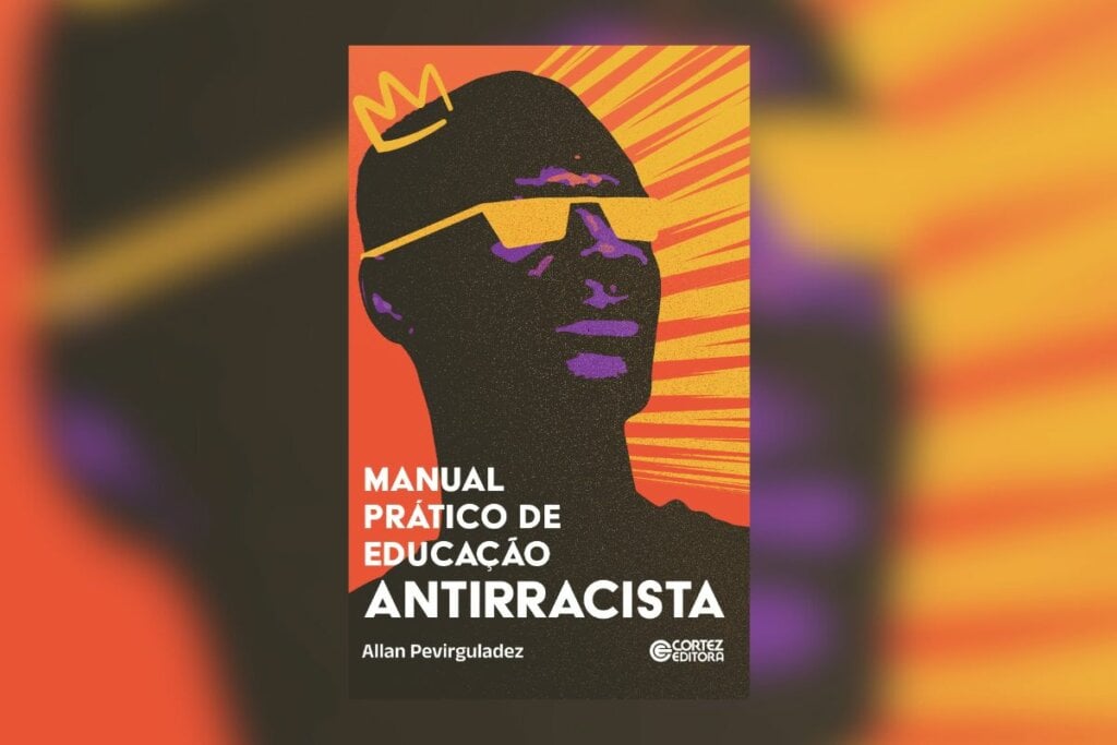 Capa de livro com nome do autor e título, com ilustração de homem negro de cabelo curto usando oculos escuro laranja em fundo laranja